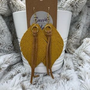 Yellow pebble grain leather earring